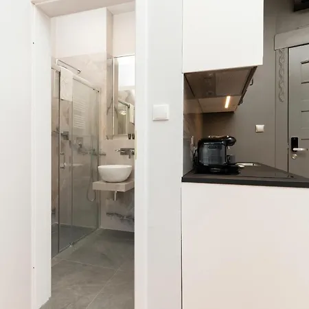 Rivoli Near The & Pier By Renters アパート ソポト