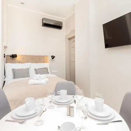 Apartment Rivoli Near The & Pier By Renters *