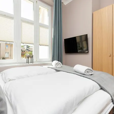 Apartment Rivoli Near The & Pier By Renters Sopot