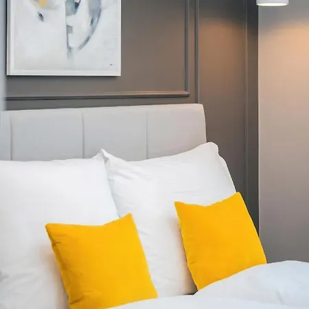 Rivoli Near The & Pier By Renters アパート