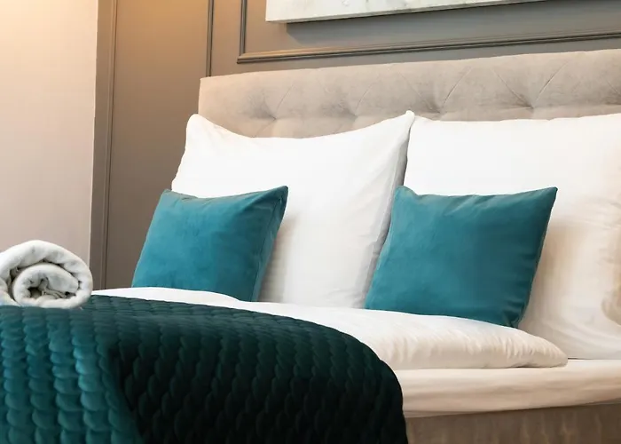 Rivoli Near The & Pier By Renters *