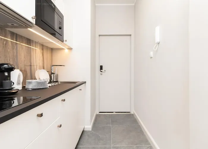 Rivoli Near The & Pier By Renters * Sopot